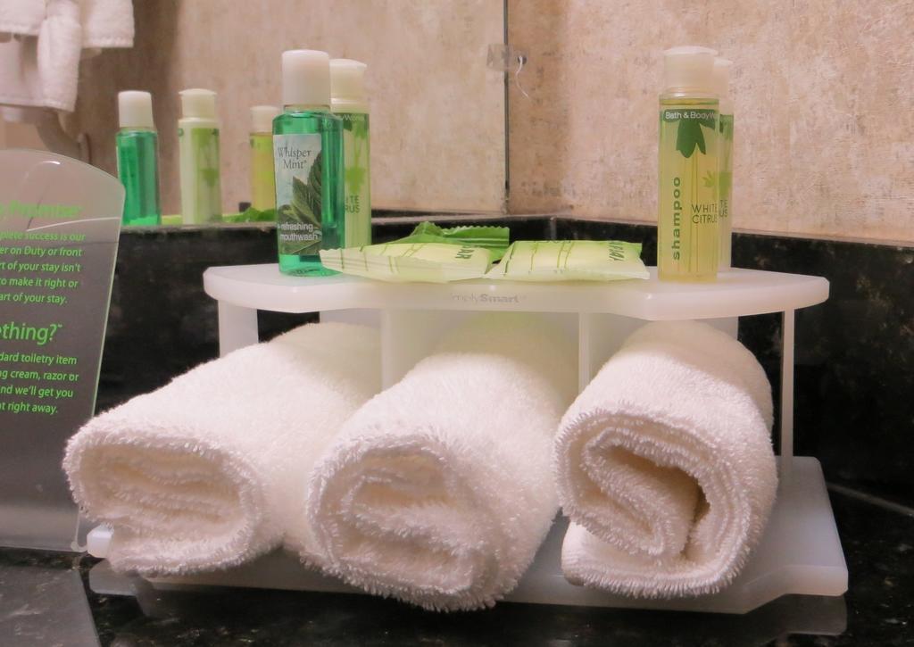 Holiday Inn Express & Suites - Cut Off Galliano By Ihg Zimmer foto